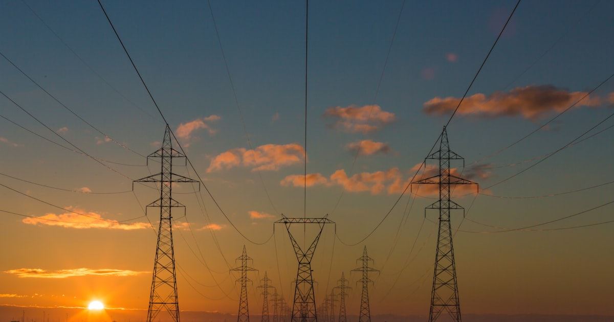 Fixed vs SVT October 2026: Ofgem £1,723 cap decision guide