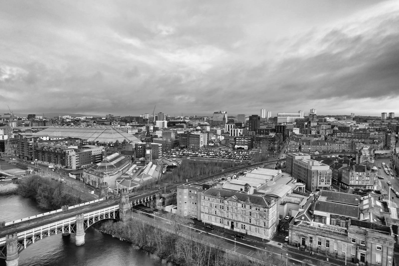 Compare broadband deals Glasgow, find the cheapest fast package at your address with Switch